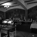 Hotel Monasterio San Pedro
